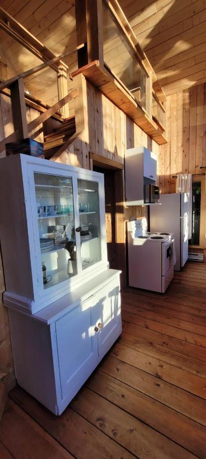 Ocean Views & Sunset Beach Cabin With Soaker Tub & Fire Pit Vila Powell River Exterior foto