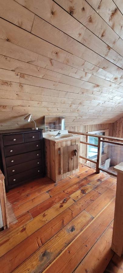 Ocean Views & Sunset Beach Cabin With Soaker Tub & Fire Pit Vila Powell River Exterior foto