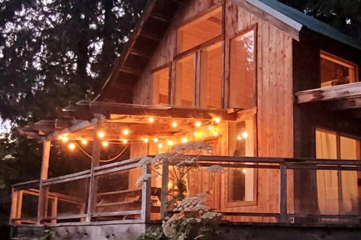 Ocean Views & Sunset Beach Cabin With Soaker Tub & Fire Pit Vila Powell River Exterior foto